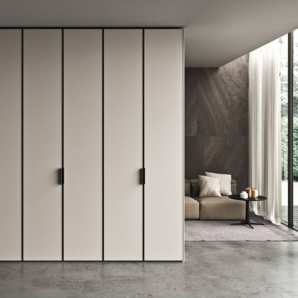 Contemporary design closets and walk-in-closets made in Italy